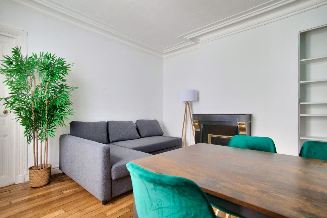 Luxurious 1 Bedroom Notre Dame De Monge Free Netflix Appartamento