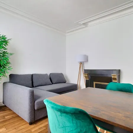 Luxurious 1 Bedroom Notre Dame De Monge Free Netflix Appartamento